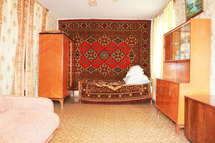 Ковер в качестве украшения